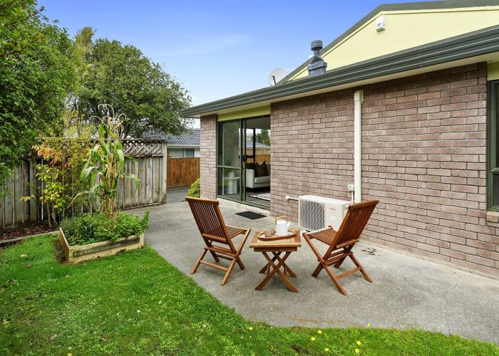  at 73A Larsen Crescent, Tawa, Wellington