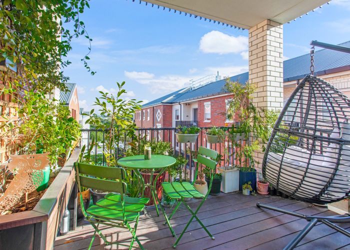 at 301/1C Soljak Place, Mount Albert, Auckland City, Auckland