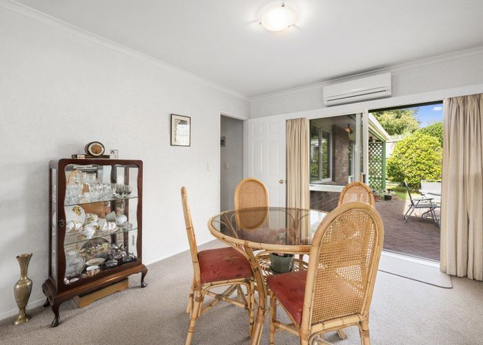  at 6 Barraud Place, Pukehangi, Rotorua