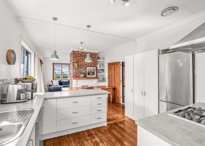  at 121 Selwyn Street, Somerfield, Christchurch City, Canterbury