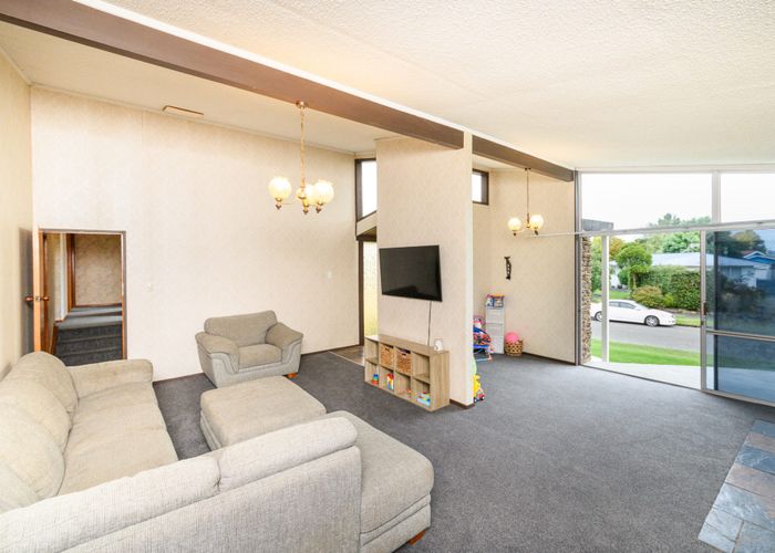  at 34 Pinedale Parade, Milson, Palmerston North