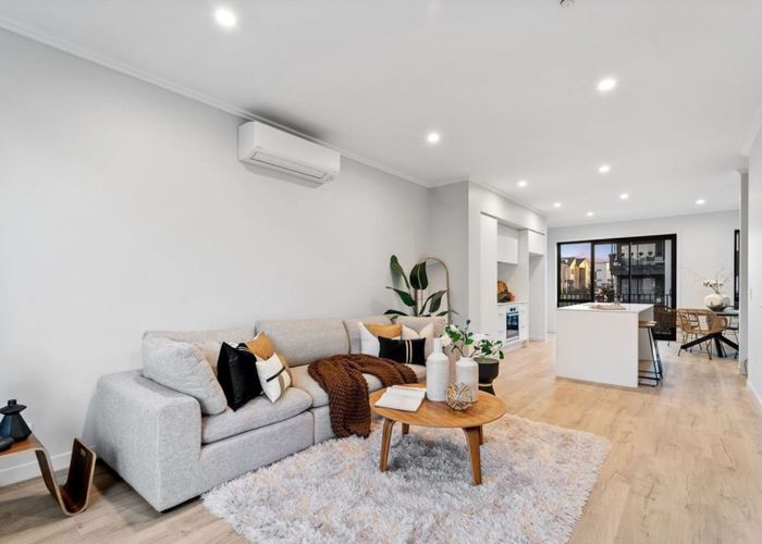  at 16 Beach Road, Hobsonville, Waitakere City, Auckland