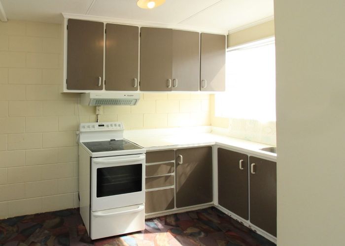  at 8/100 Martin Street, Wallaceville, Upper Hutt, Wellington