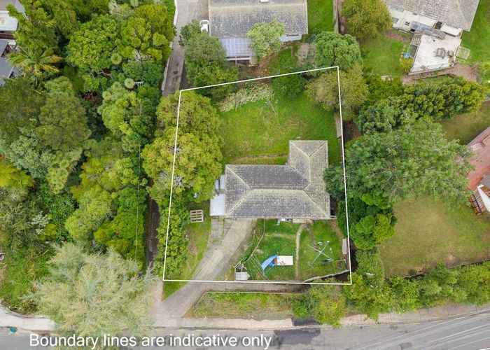  at 8 Makora Road, Massey, Waitakere City, Auckland