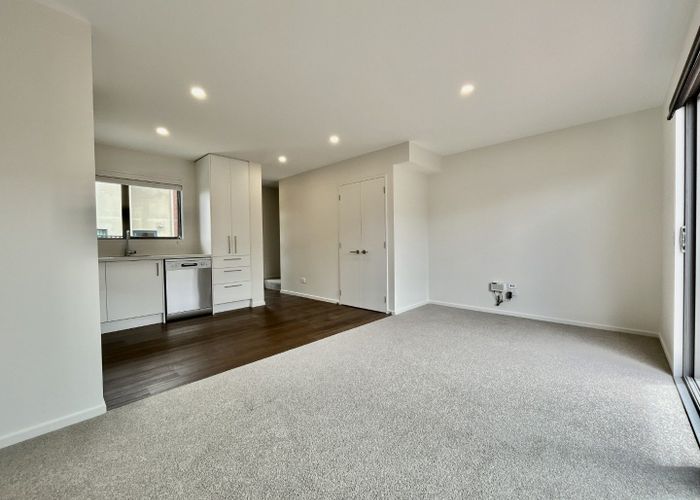  at 2/94 Mathesons Road, Phillipstown, Christchurch