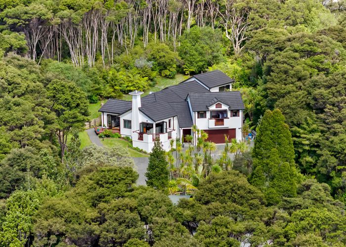  at 18 Daldys Bush Lane, Bayview, North Shore City, Auckland