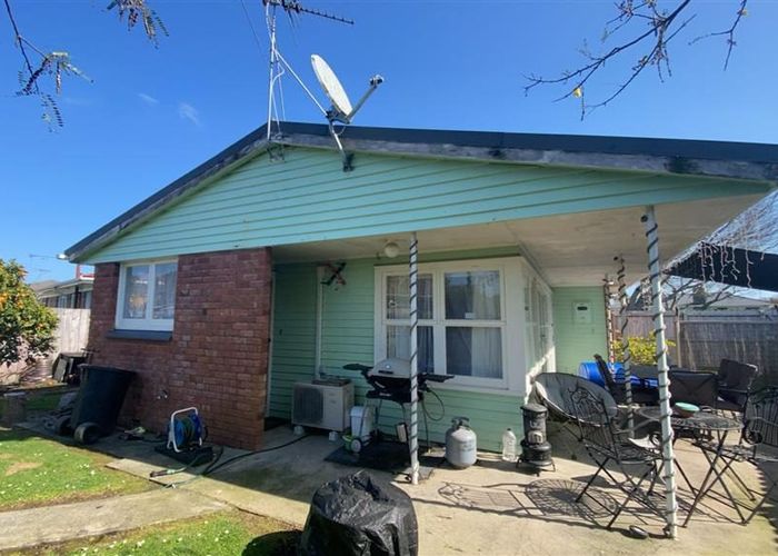  at 1/8 Scott Rd, Papakura, Papakura, Auckland