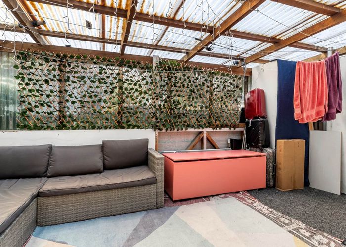  at 2/47 Taitimu Drive, Weymouth, Manukau City, Auckland