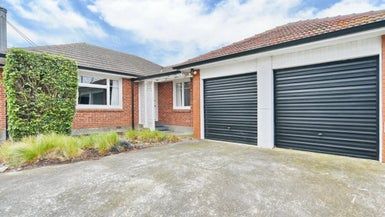  at 2/21 Dunedin Street, Redwood, Christchurch