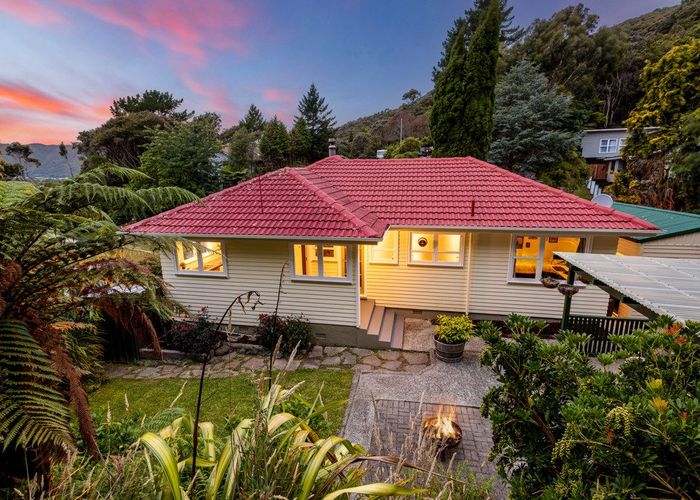  at 54 Kowhai Street, Wainuiomata, Lower Hutt, Wellington