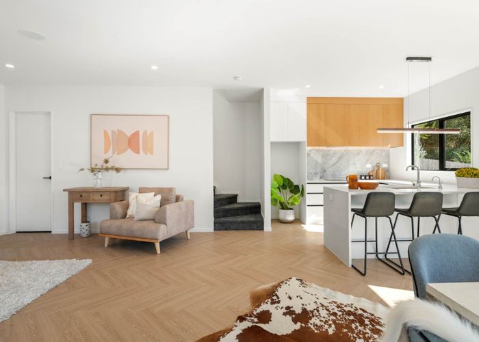  at 90B Oaktree Avenue, Browns Bay, North Shore City, Auckland