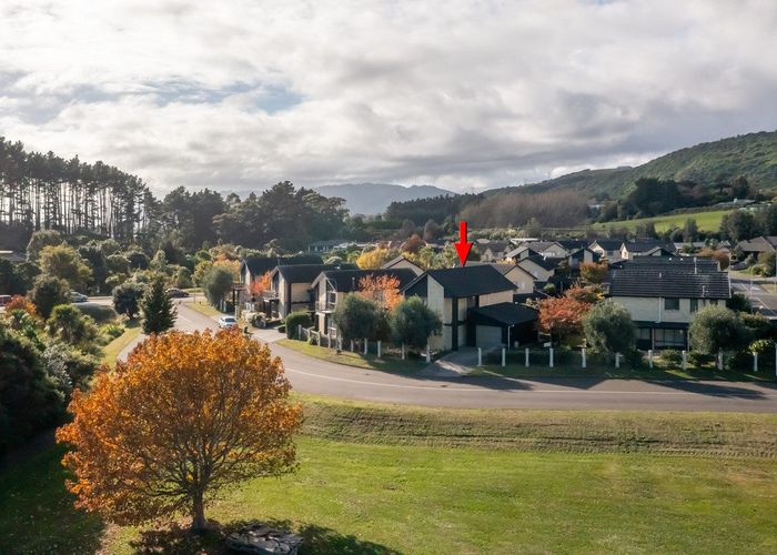  at 7 Jade Lane, Paraparaumu