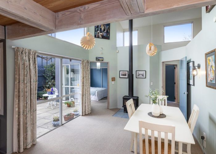  at 18 Darvel Street, Riccarton, Christchurch City, Canterbury