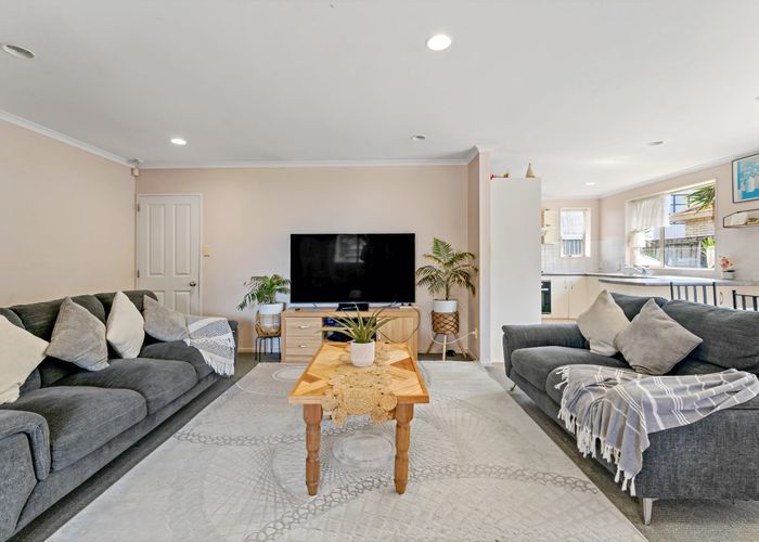  at 13 Piriti Place, Weymouth, Manukau City, Auckland