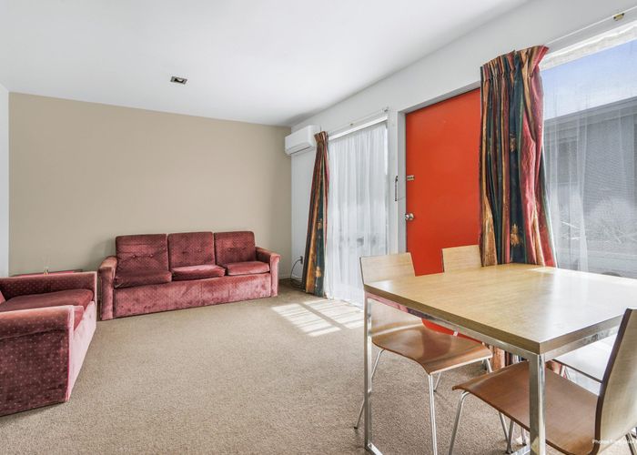  at 2/18 Lorne Street, Melville, Hamilton, Waikato