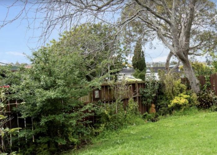  at 1/17 Liam Place, Half Moon Bay, Auckland