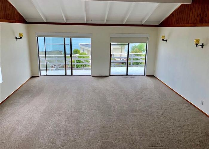  at 51 Hadfield Street, Beach Haven, North Shore City, Auckland