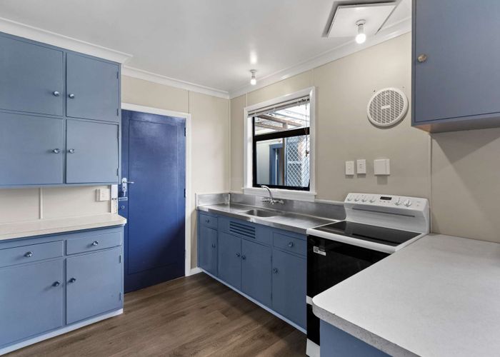 at 32 Gloucester Street, Takaro, Palmerston North