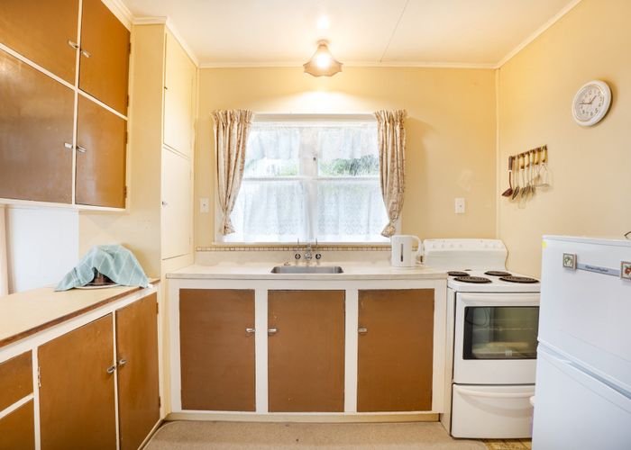  at 51 Leicester Street, Cannons Creek, Porirua, Wellington