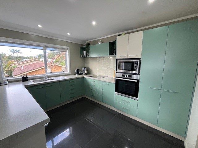  at 49B The Esplanade, Eastern Beach, Manukau City, Auckland