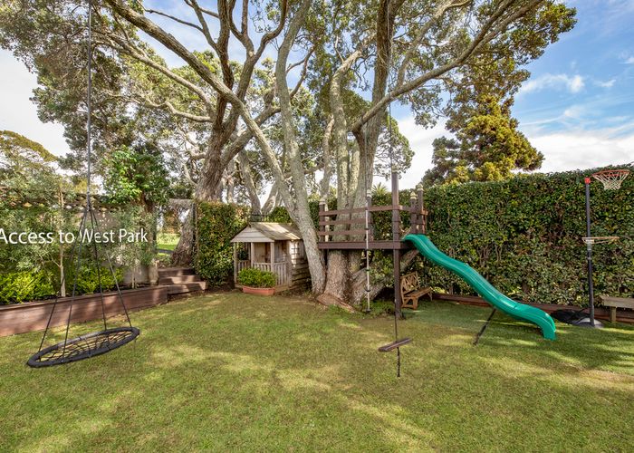 at 26 Littlejohn Street, Hillsborough, Auckland