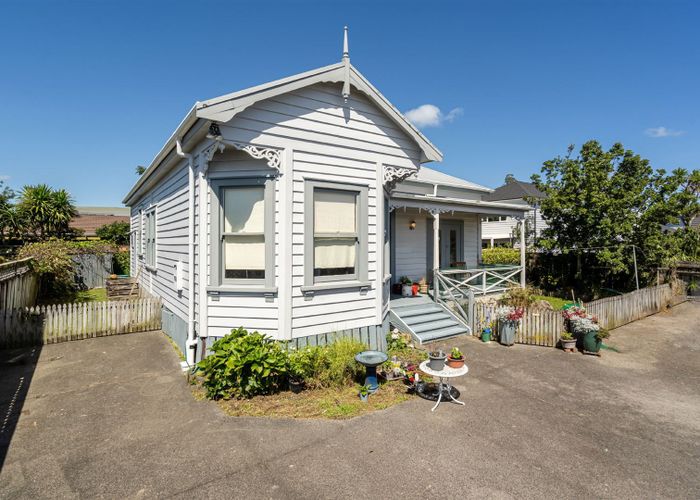  at 93B Bayswater Avenue, Bayswater, Auckland