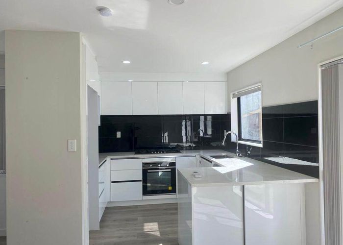  at 14 Kohuora Lane, Papatoetoe, Manukau City, Auckland