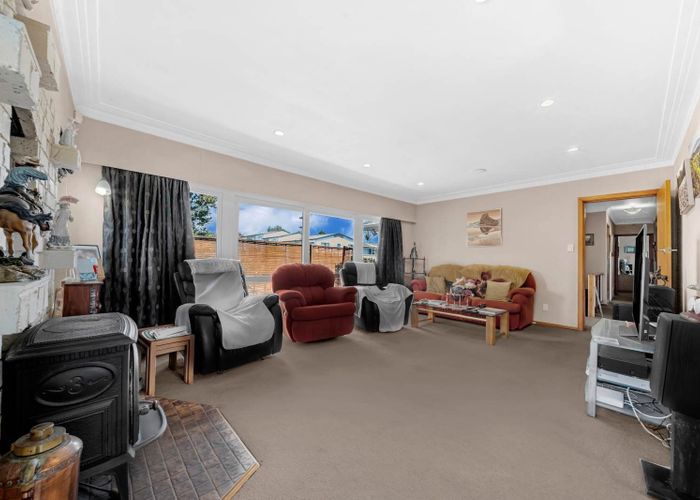  at 14 Tasman Drive, Papakura, Papakura, Auckland