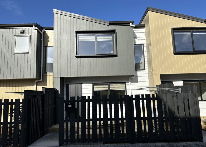  at 2/3 Pinefield Road, Whenuapai, Waitakere City, Auckland