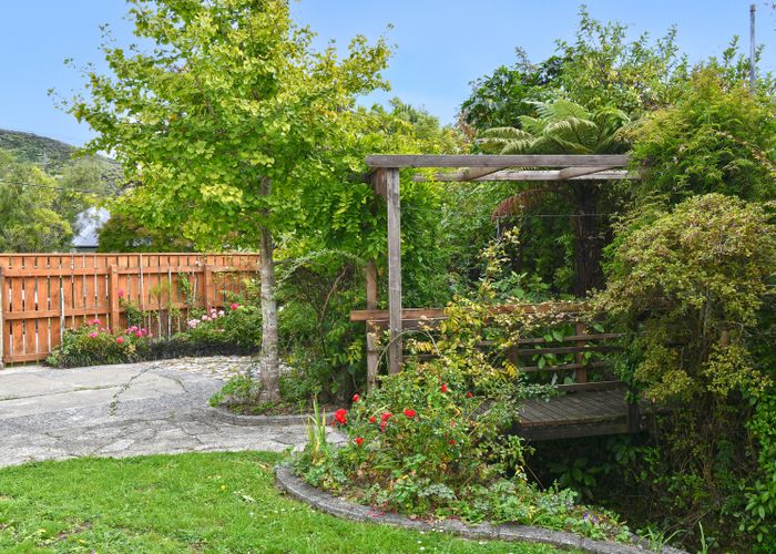  at 87 Horoeka Street, Stokes Valley, Lower Hutt