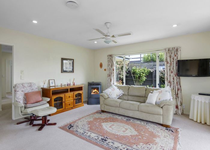  at 12 Seymour Street, Hornby, Christchurch