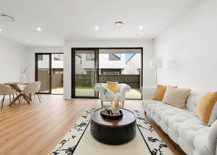  at 14 Murray Grey Lane, Karaka, Franklin, Auckland