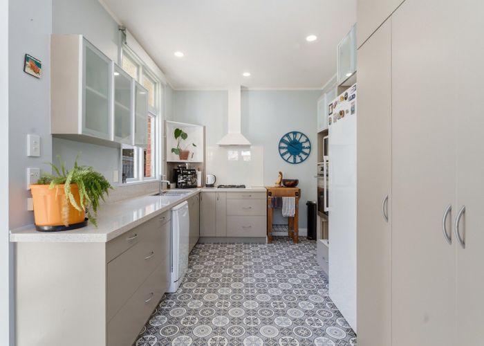  at 16 Motu Street, Saint Clair, Dunedin, Otago