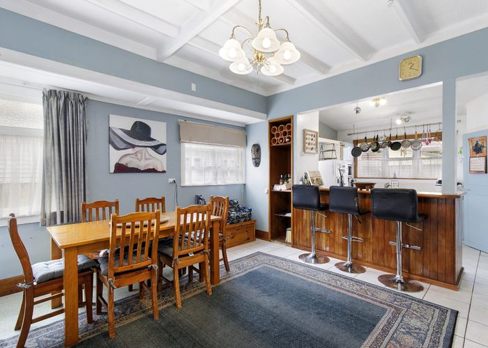  at 5 Moana Grove, Waiwhetu, Lower Hutt, Wellington