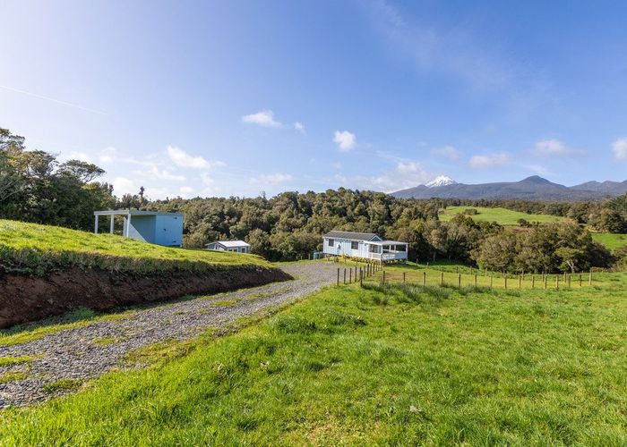  at 1581 Carrington Road, Hurworth, New Plymouth, Taranaki