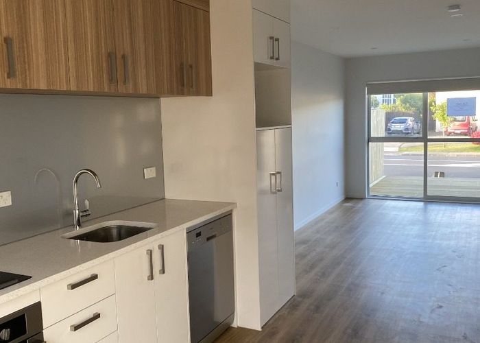  at 119D Sycamore Dr, Sunnynook, North Shore City, Auckland