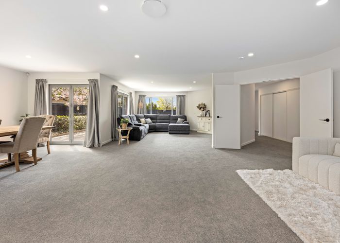  at 8 Foresters Crescent, Parklands, Christchurch