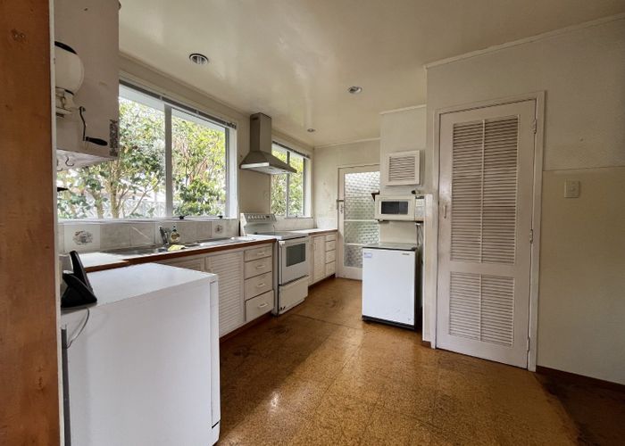  at 93 Bell Road, Remuera, Auckland City, Auckland