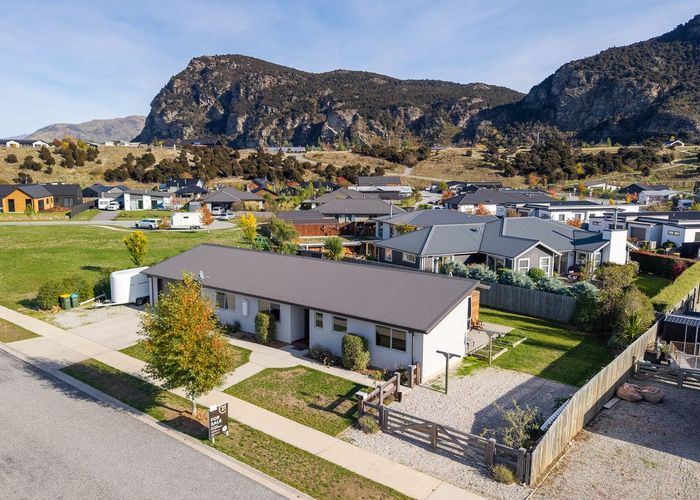  at 4 Kingfisher Crescent, Albert Town, Wanaka, Otago