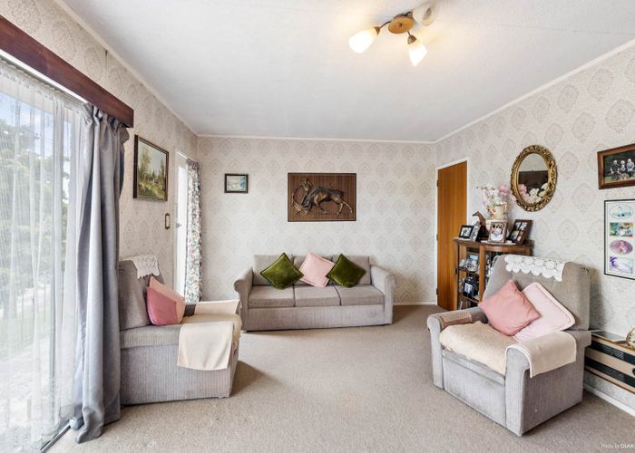  at 1/44 Parkinson Avenue, Owairaka, Auckland