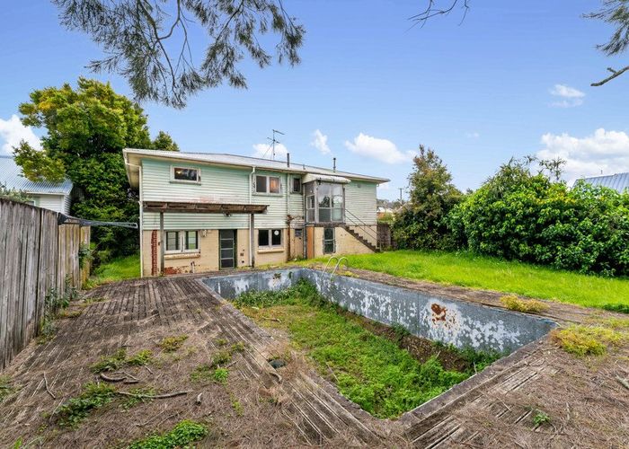  at 17 Locarno Avenue, Sandringham, Auckland City, Auckland