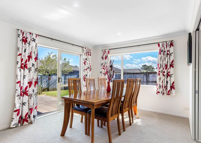  at 10 Allerton Place, Wattle Downs, Auckland