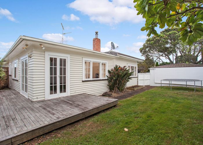 at 4 Garland Road, Greenlane, Auckland