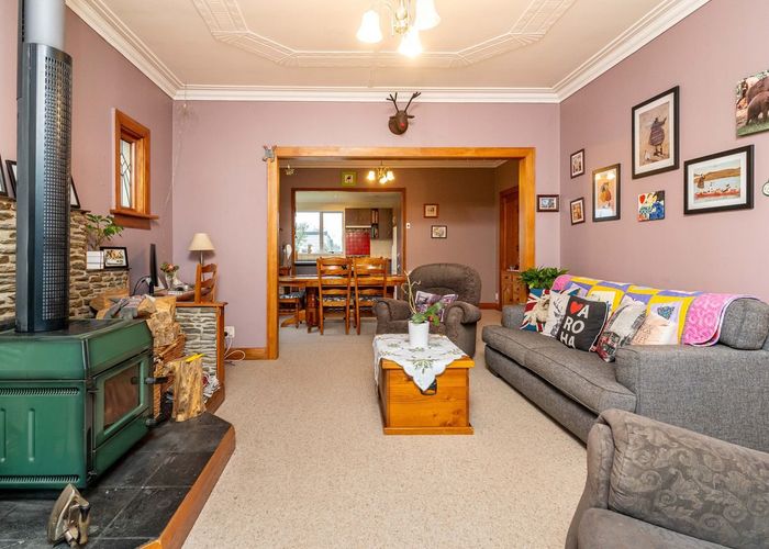 at 102 Preston Crescent, Belleknowes, Dunedin