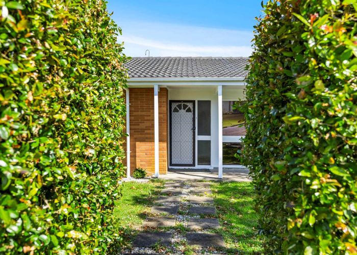  at 3 Culver Terrace, Howick, Auckland