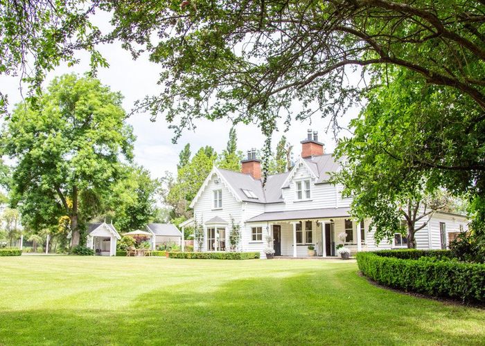  at 100 Threlkelds Road, Ohoka, Kaiapoi