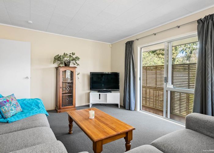  at 5 Malibu Grove, Bayview, North Shore City, Auckland