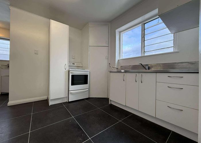  at 1/212 Fergusson Drive, Heretaunga, Upper Hutt, Wellington