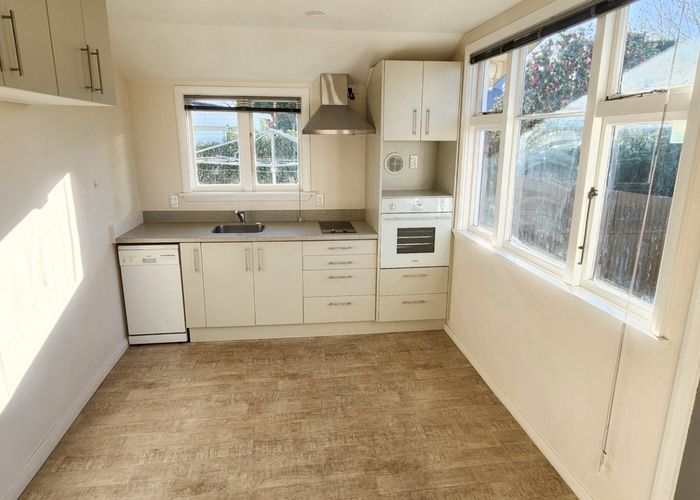  at 2/155 Holly Road, St. Albans, Christchurch City, Canterbury