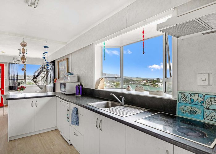  at 37 Simons Street, Moturoa, New Plymouth, Taranaki